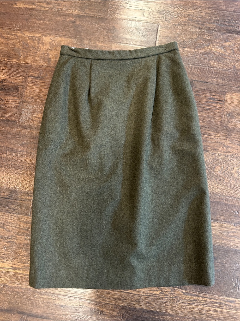 Vintage Pendleton green wool midi skirt size 10p